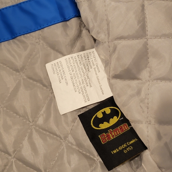 Boy's 3T Batman raincoat - Picture 5 of 9